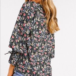 JDY V Neck Floral Blouse